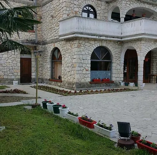 Sara Gæstehus Buzet