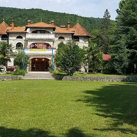 Sara Pensjonat 3*